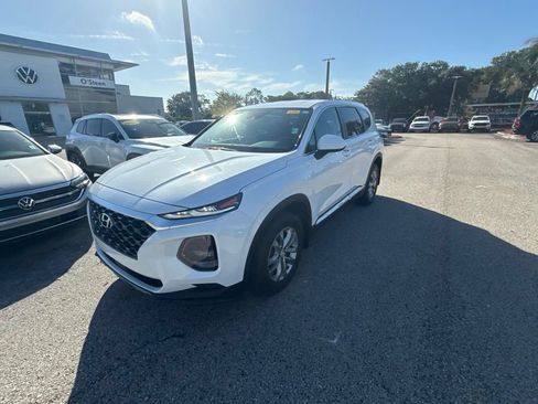 Used 2020 Hyundai Santa Fe SE FWD image 8