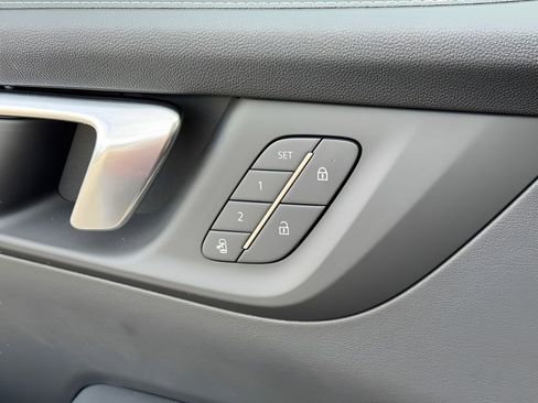 New 2026 Buick Enclave Preferred w/ Power Package FWD image 11