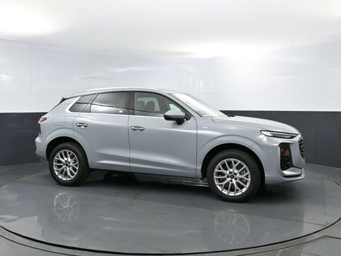 New 2026 Audi Q3 quattro 2.0T AWD/4WD image 4