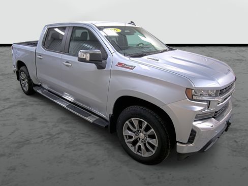 Used 2022 Chevrolet Silverado 1500 LT AWD/4WD image 5