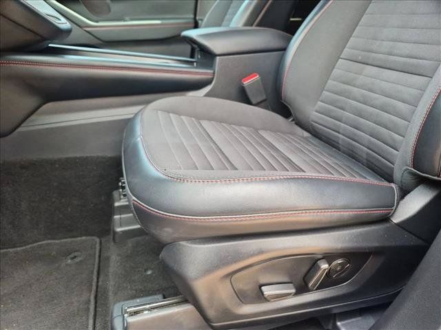 Certified 2025 Ford Explorer ST-Line w/ Premium Package RWD image 16