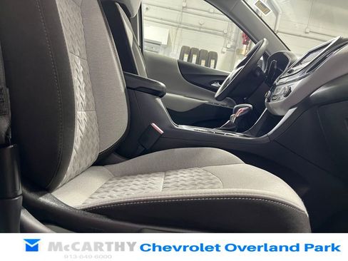 Used 2024 Chevrolet Equinox LS w/ Midnight Edition FWD image 28