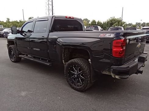 Used 2015 Chevrolet Silverado 2500 LT AWD/4WD image 4