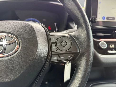 Used 2026 Toyota Corolla LE FWD image 26
