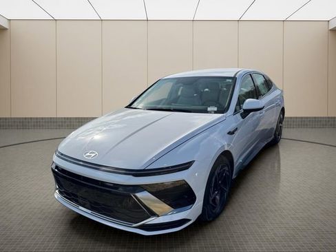 New 2026 Hyundai Sonata SEL AWD/4WD image 2