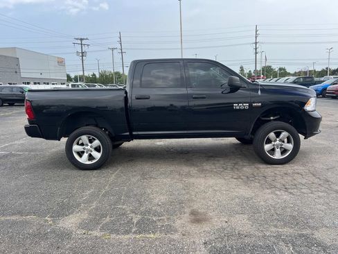 Used 2014 RAM 1500 Express AWD/4WD image 2