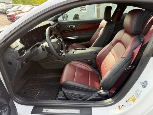Used 2024 Ford Mustang GT Premium RWD image 15
