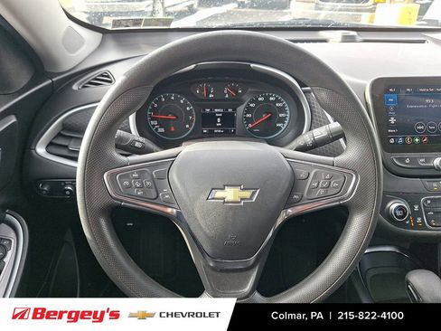 Used 2024 Chevrolet Malibu LT image 20