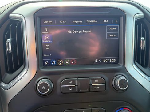Used 2021 Chevrolet Silverado 1500 LTZ w/ LTZ Convenience Package II AWD/4WD image 23