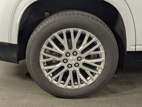 Used 2025 GMC Acadia Denali w/ LPO, Floor Liner Package image 12