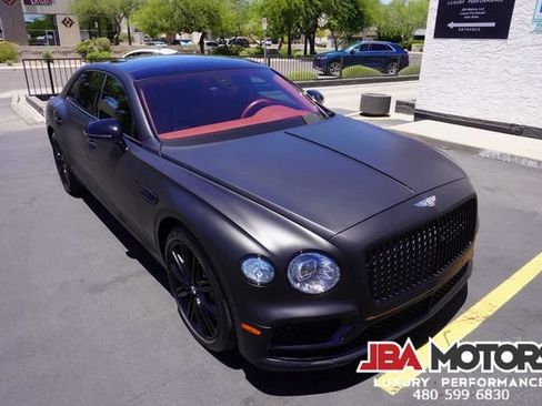 Used 2023 Bentley Flying Spur Plug-In Hybrid AWD/4WD image 14