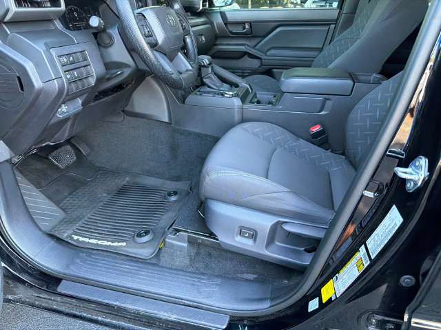 Used 2026 Toyota Tacoma SR AWD/4WD image 9