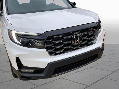Used 2023 Honda Passport TrailSport image 30