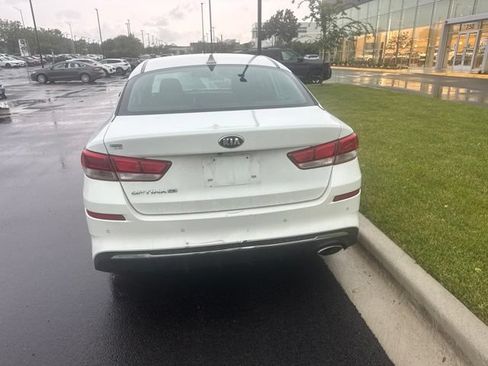 Used 2020 Kia Optima LX FWD image 5