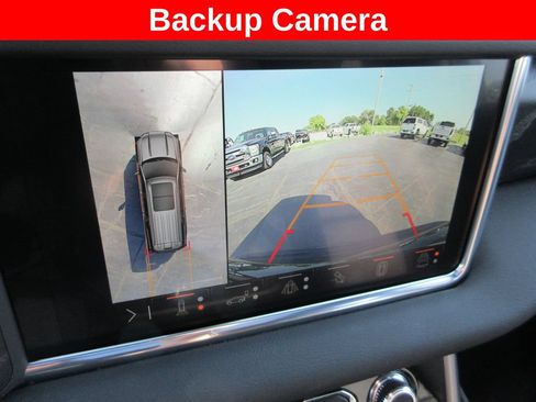 Used 2022 GMC Yukon Denali w/ Denali Premium Package AWD/4WD image 18
