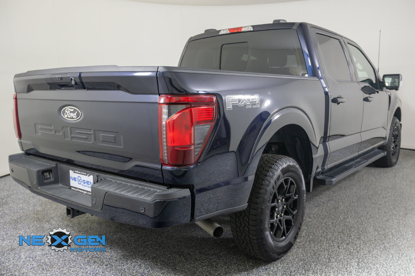 Used 2025 Ford F150 XLT w/ Equipment Group 302A MID AWD/4WD image 39