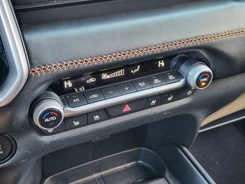 Certified 2025 MAZDA CX-50 AWD 2.5 Turbo w/ Premium Pkg image 17