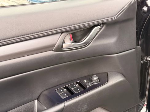 Used 2020 MAZDA CX-5 Touring image 20