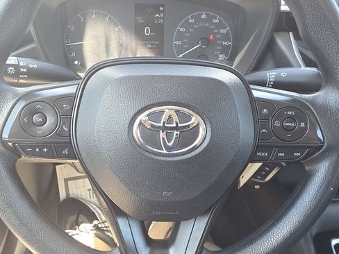 Used 2023 Toyota Corolla LE FWD image 16