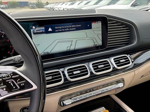 New 2026 Mercedes-Benz GLS 450 GLS image 7