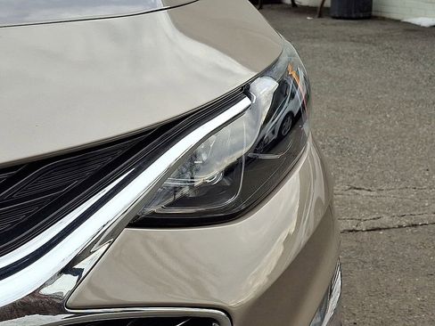 Used 2022 Chevrolet Malibu LT image 35