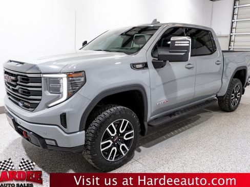 Used 2024 GMC Sierra 1500 AT4 w/ Technology Package AWD/4WD image 2