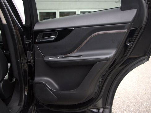 Used 2020 Jaguar F-PACE Prestige image 15