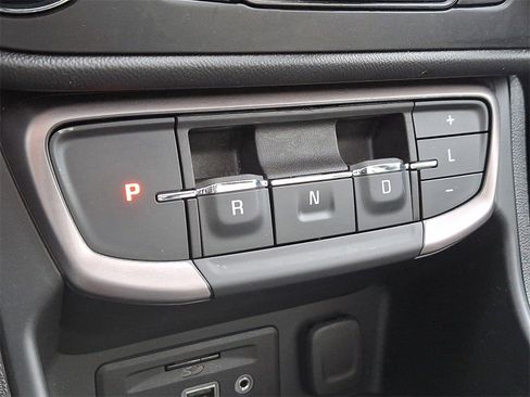 Used 2022 GMC Terrain AT4 w/ Infotainment Package II image 16