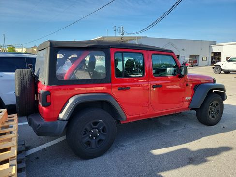 Used 2020 Jeep Wrangler Unlimited Sport image 5
