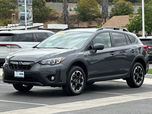 Used 2023 Subaru Crosstrek 2.0i Premium AWD/4WD image 7