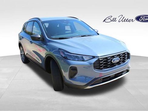 New 2026 Ford Escape ST-Line image 2