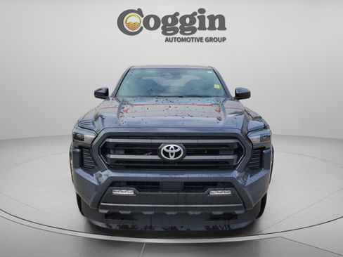 Used 2024 Toyota Tacoma SR5 RWD image 5