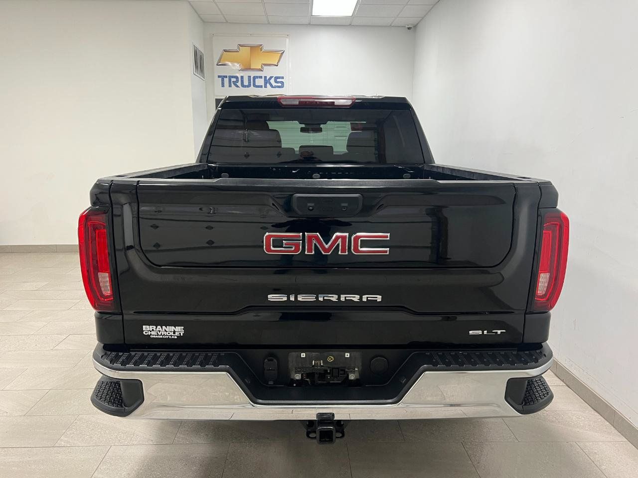 Used 2025 GMC Sierra 1500 SLT AWD/4WD image 19