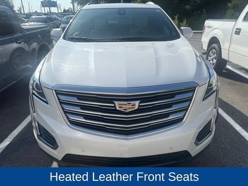 Used 2017 Cadillac XT5 Luxury w/ Driver Awareness Package FWD image 2