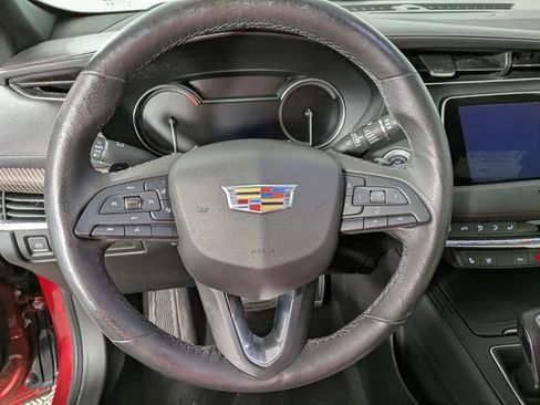 Used 2019 Cadillac XT4 Sport FWD image 19