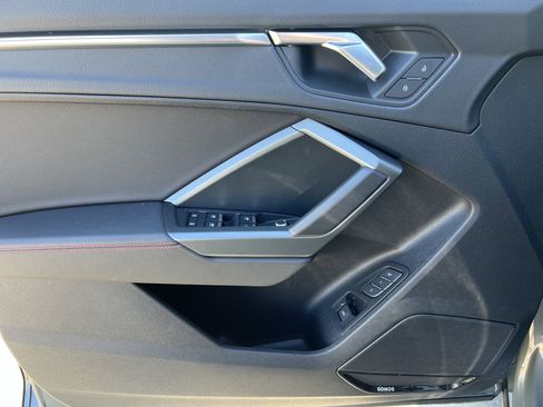 Certified 2025 Audi Q3 2.0T Premium Plus w/ Premium Plus Package image 14