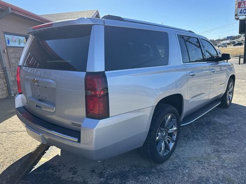 Used 2017 Chevrolet Suburban Premier image 9