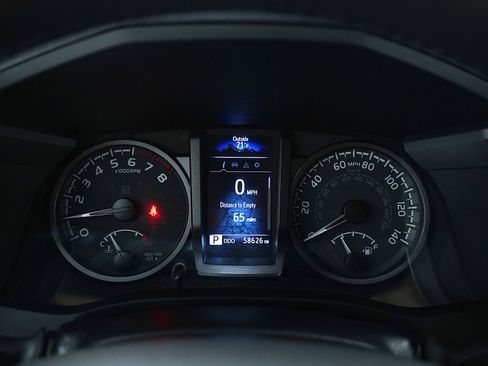 Used 2022 Toyota Tacoma TRD Sport image 23