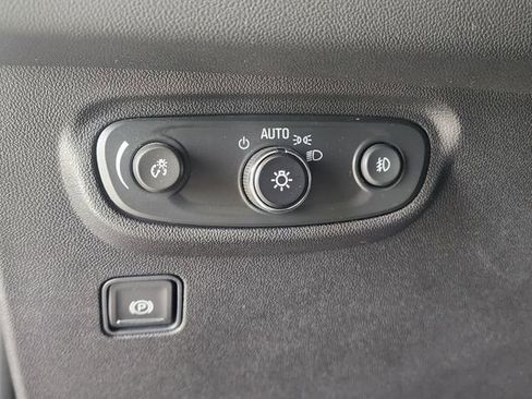 Used 2023 GMC Terrain SLT w/ Elevation Edition FWD image 29
