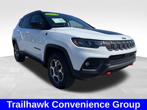 Used 2022 Jeep Compass Trailhawk w/ Sun and Sound Group AWD/4WD image 7