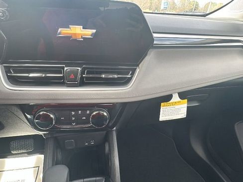 New 2026 Chevrolet TrailBlazer LT FWD image 16
