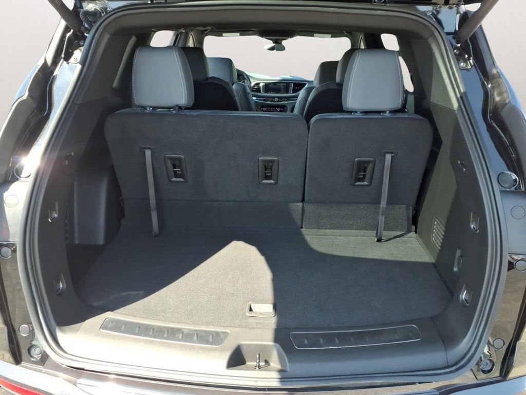 Certified 2023 Buick Enclave Essence w/ Experience Buick Package FWD image 24