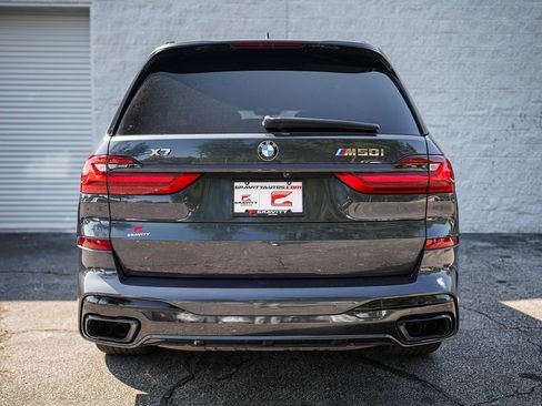 Used 2022 BMW X7 M50i image 13