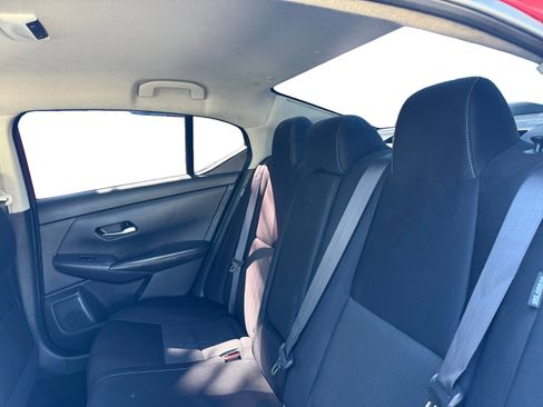Used 2020 Nissan Sentra SV FWD image 11