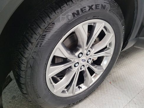 Used 2020 Ford Explorer XLT w/ Equipment Group 202A image 31