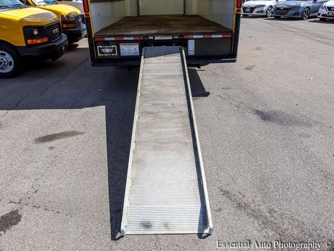 Used 2019 Ford E-350 and Econoline 350 Super Duty image 18