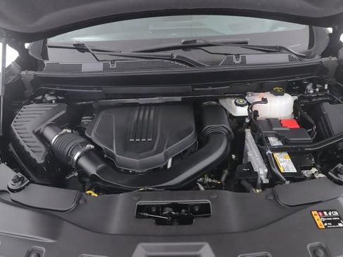 Used 2025 GMC Acadia AT4 image 15