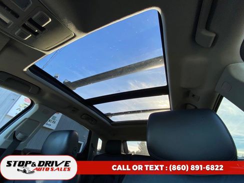 Used 2010 Cadillac SRX Performance image 16
