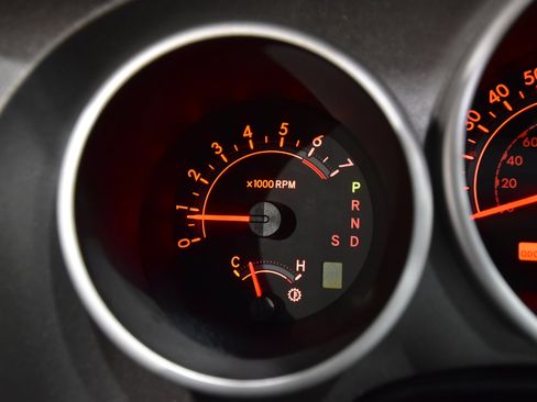 Used 2017 Toyota Sequoia SR5 image 27