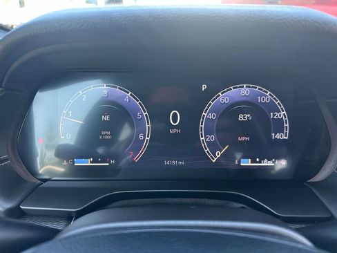 Used 2024 Jeep Grand Cherokee Altitude AWD/4WD image 29